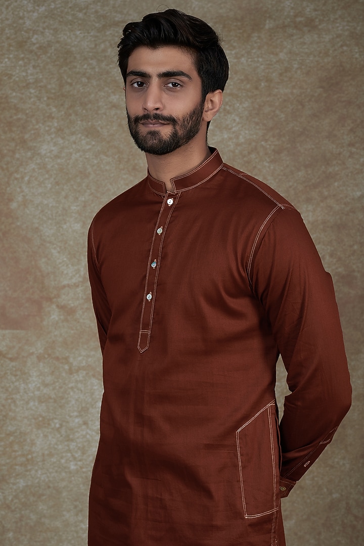 Rust Muslin Kurta Set by Agape Men at Pernia's Pop Up Shop