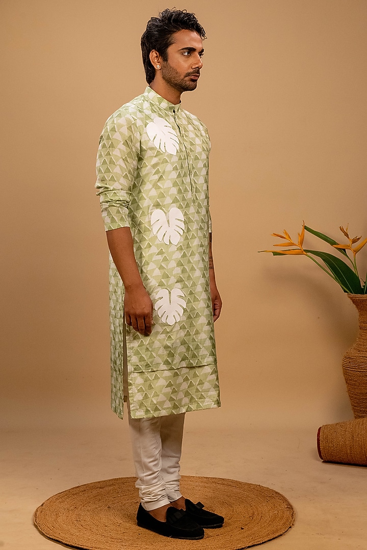 Green Muslin Printed Kurta Set by Agape Men at Pernia's Pop Up Shop