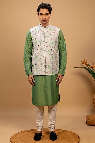 Off-White Kota Silk Embroidered Bundi Jacket Set by Agape Men
