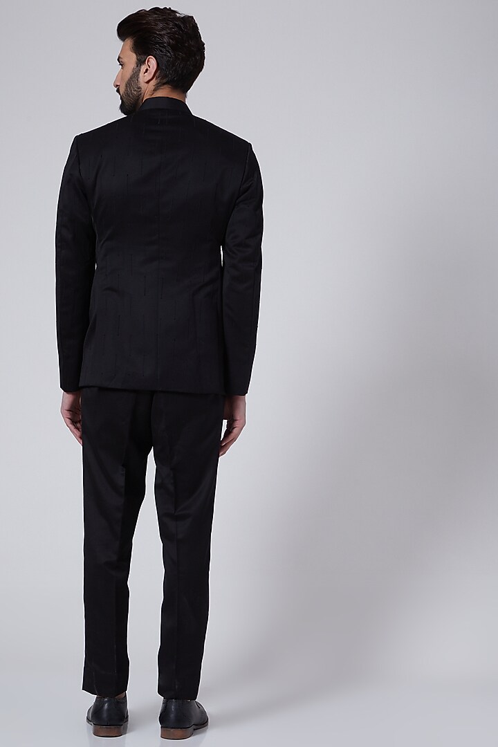 Black Thread Embroidered Suit Set by Agape Men at Pernia's Pop Up Shop