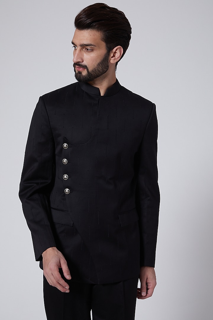 Black Thread Embroidered Suit Set by Agape Men at Pernia's Pop Up Shop