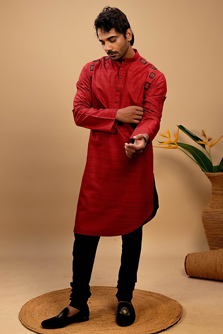 Red Handloom Cotton Applique Embroidered Kurta Set by Agape Men at Pernia's Pop Up Shop