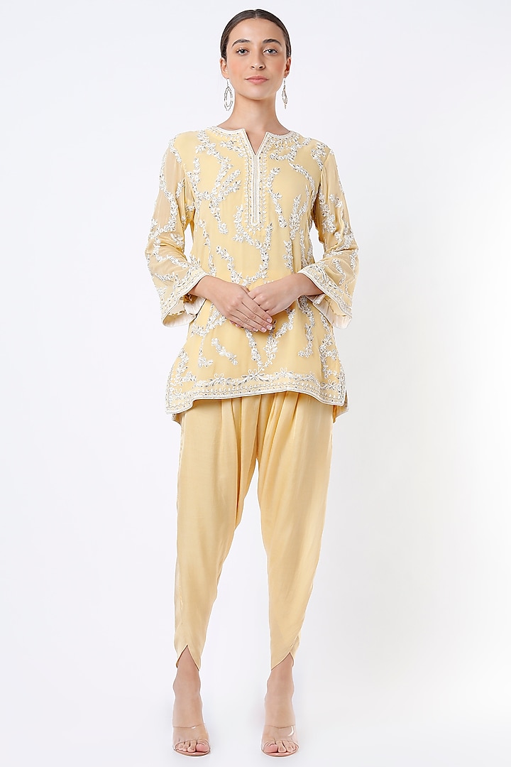 Yellow Embroidered Kurta Set by Anuradha Grewal