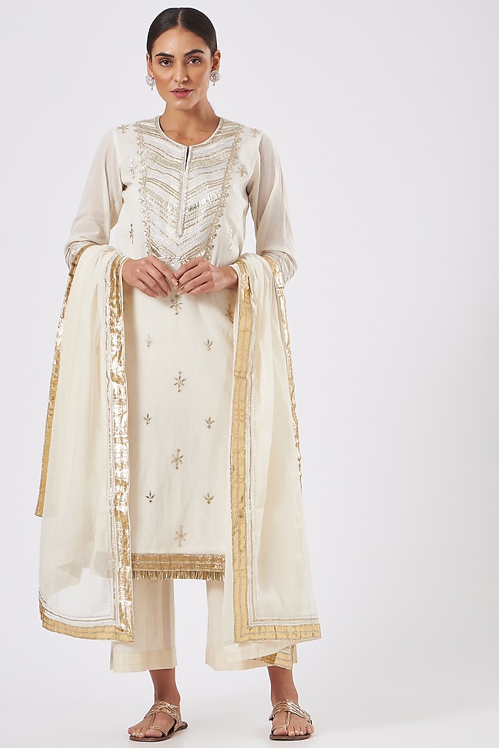 White Gota Embroidered Kurta Set by Anuradha Grewal