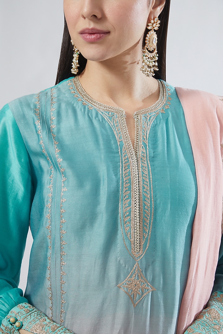 Cobalt Blue & Blush Pink Embroidered Kurta Set by Anuradha grewal at Pernia's Pop Up Shop