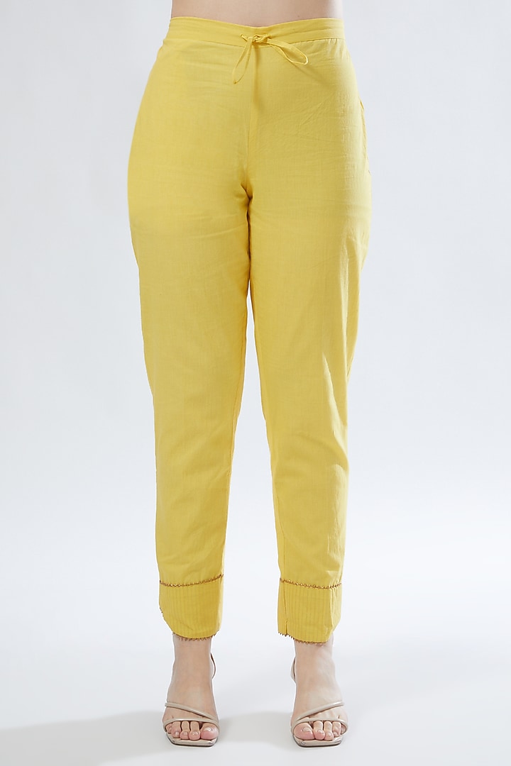 Yellow Printed & Embroidered Kurta Set by Anuradha grewal at Pernia's Pop Up Shop