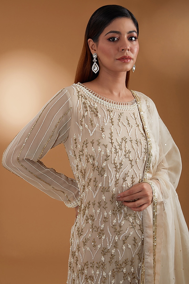 Beige Georgette Gharara Set by Anuradha Grewal at Pernia's Pop Up Shop