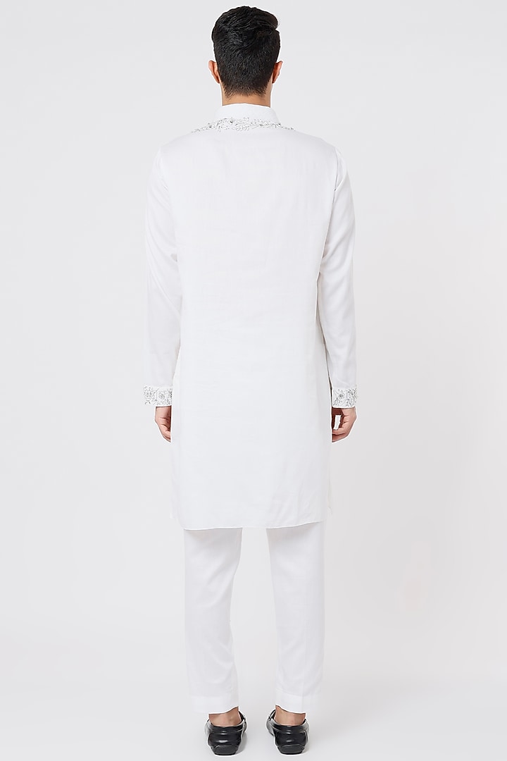 White Hand Embroidered Kurta Set by AGRAJAIN at Pernia's Pop Up Shop