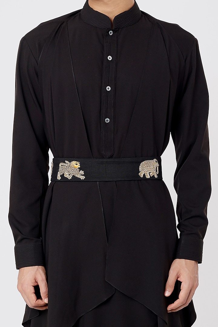 Black Scarf-Draped Kurta Set With Embroidered Work Belt by AGRAJAIN at Pernia's Pop Up Shop
