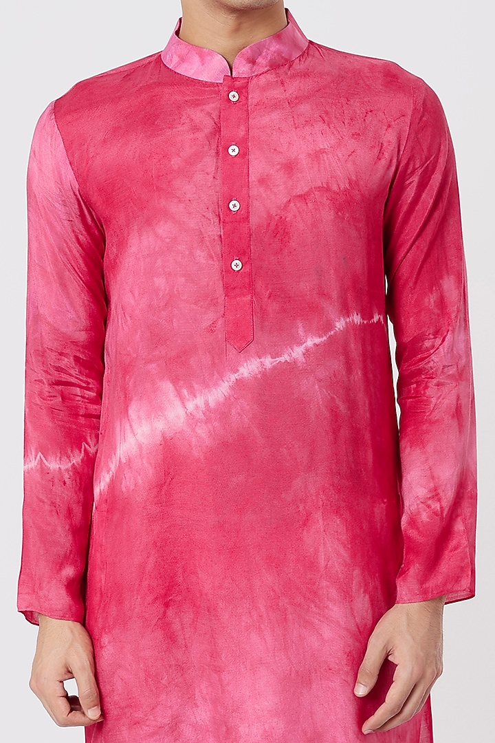 Rani Pink Tie-Dyed Kurta Set by AGRAJAIN at Pernia's Pop Up Shop