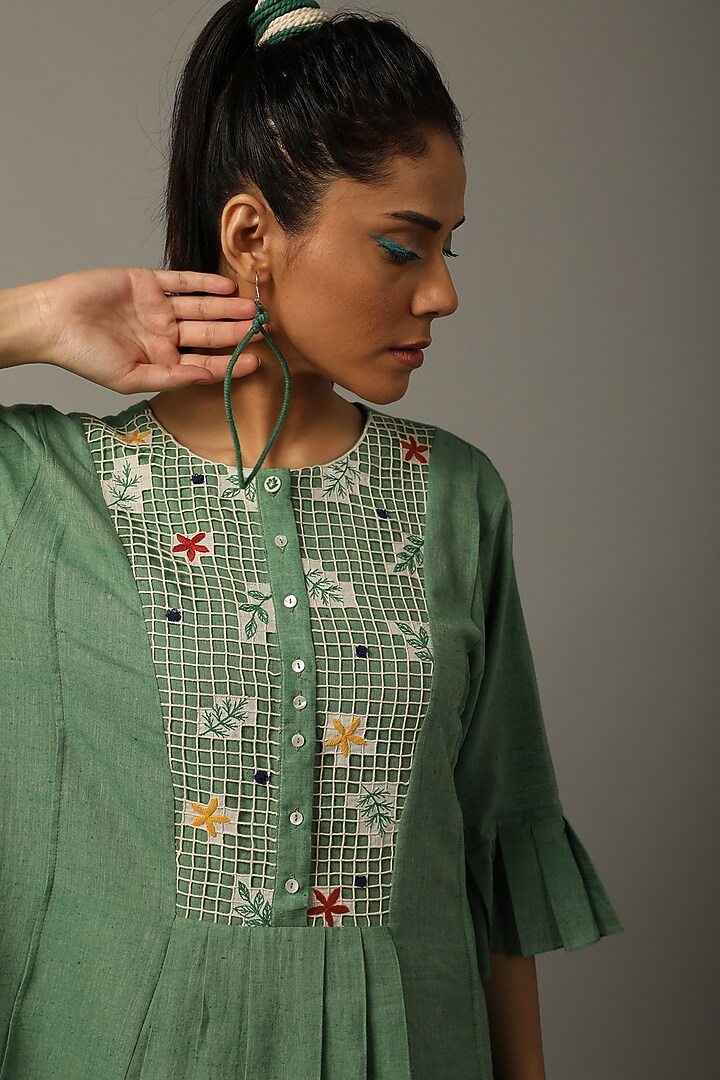 Green Thread Embroidered Tunic by AMITA GUPTA SUSTAINABLE at Pernia's Pop Up Shop