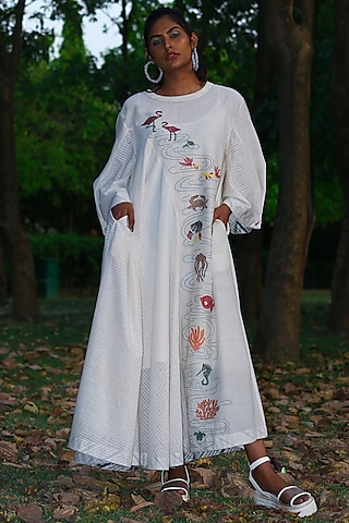 Ivory Embroidered Tunic Dress by Amita Gupta Sustainable