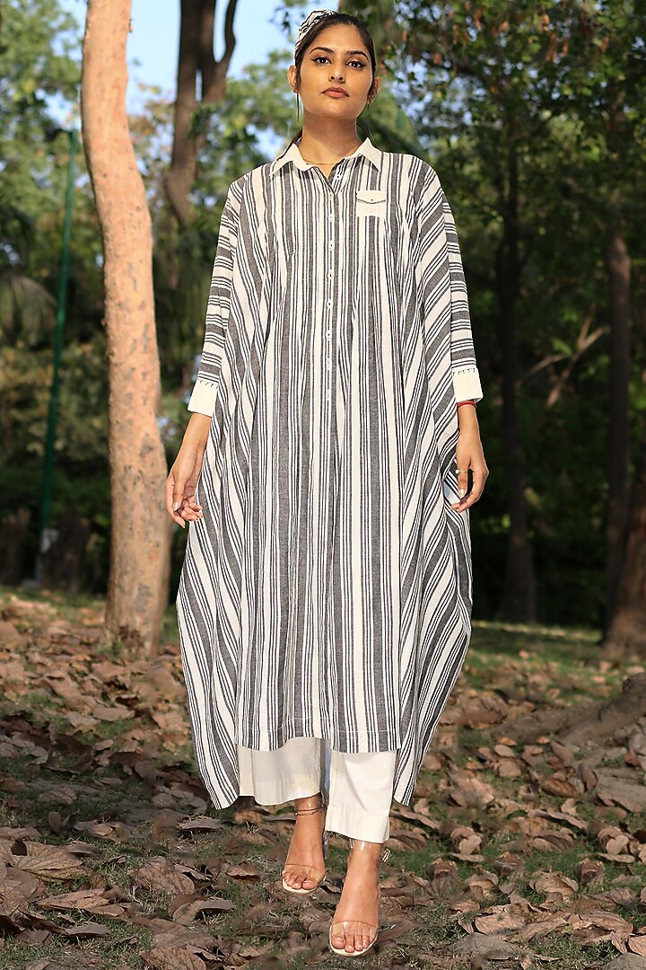 Ivory & Black Embroidered Tunic Set by Amita Gupta Sustainable at Pernia's Pop Up Shop