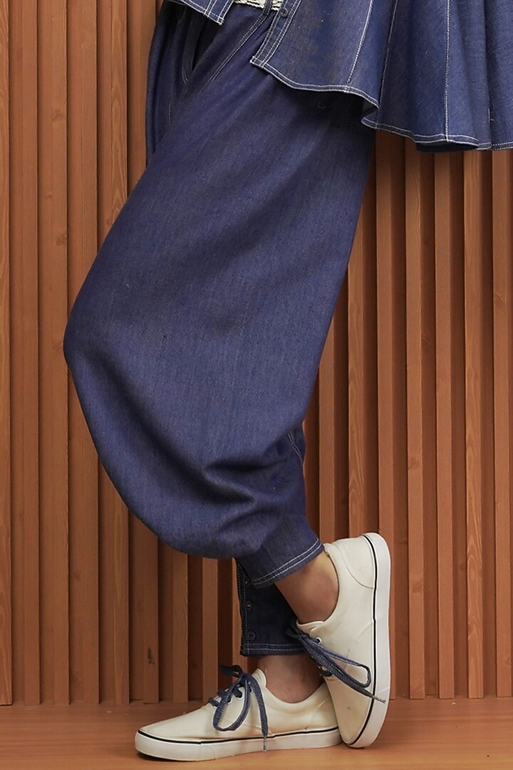 Blue Embroidered Denim Pants by AMITA GUPTA SUSTAINABLE at Pernia's Pop Up Shop