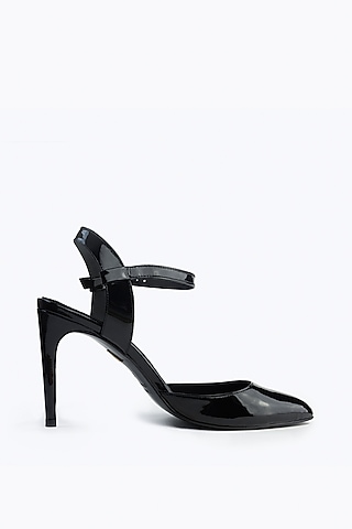 Black Handmade Leather Pumps by Augustha