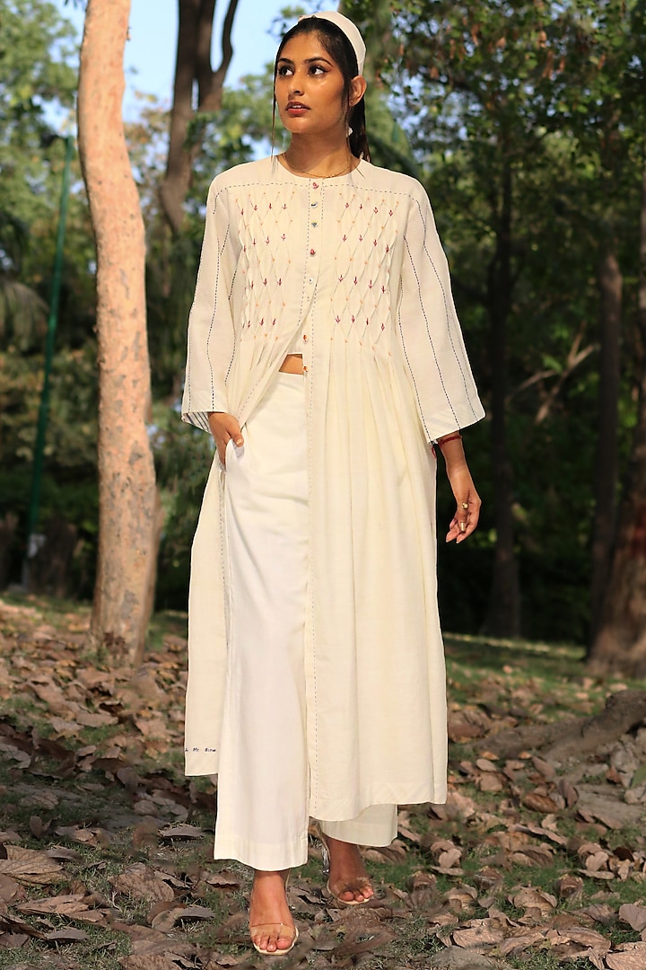 Ivory Floral Embroidered Tunic Set by Amita Gupta Sustainable