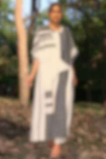 Ivory & Black Embellished Tunic Set by Amita Gupta Sustainable at Pernia's Pop Up Shop