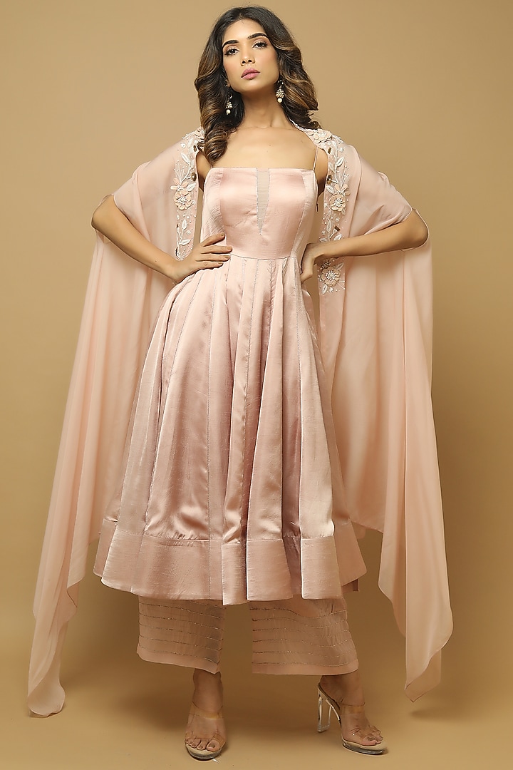 Rose Pink Embellished Kurta Set by AHI CLOTHING at Pernia's Pop Up Shop