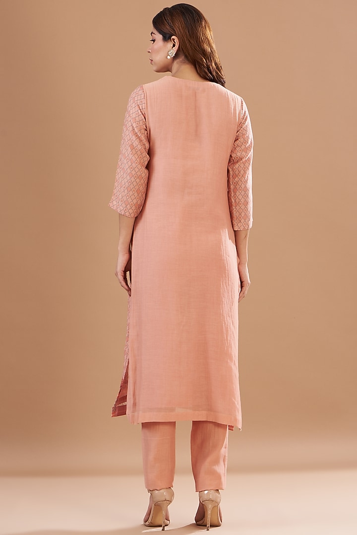 Peach Chanderi Printed Kurta Set by Aharin India at Pernia's Pop Up Shop