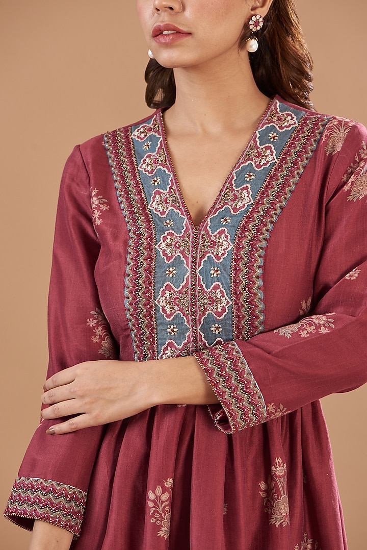 Red Chanderi Printed & Embroidered Tunic Set by Aharin India at Pernia's Pop Up Shop