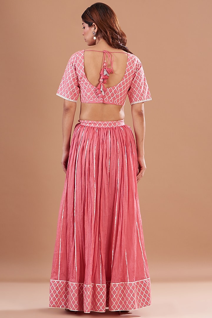 Pink Chanderi Embroidered Lehenga Set by Aharin India at Pernia's Pop Up Shop