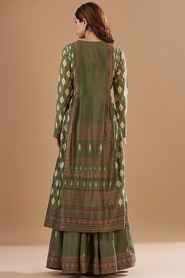 Green Viscose Chanderi Printed & Embroidered Skirt Set by Aharin India at Pernia's Pop Up Shop
