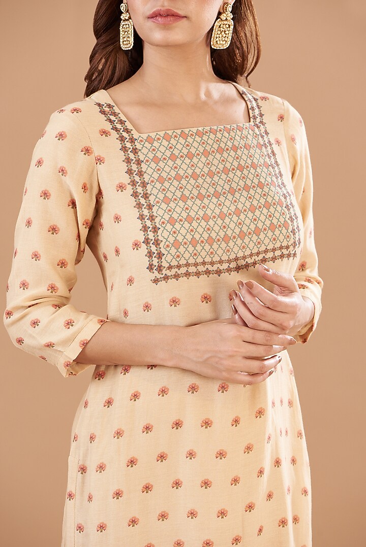 Beige Chanderi Digital Printed Kurta Set by Aharin India at Pernia's Pop Up Shop