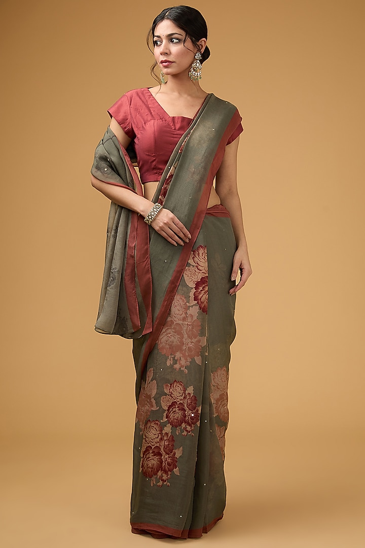 Grey Viscose Floral Digital Printed Saree Set by Aharin India at Pernia's Pop Up Shop