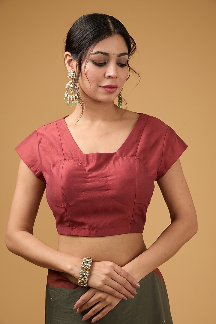 Grey Viscose Floral Digital Printed Party Wear Saree Set by Aharin India at Pernia's Pop Up Shop