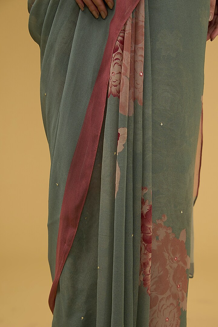 Grey Viscose Floral Digital Printed Party Wear Saree Set by Aharin India at Pernia's Pop Up Shop