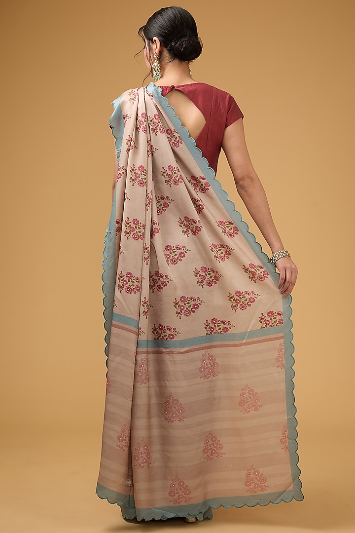 Peachish Pink Viscose Floral Digital Printed Scalloped Party Wear Saree Set by Aharin India at Pernia's Pop Up Shop