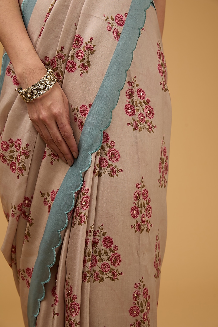 Peachish Pink Viscose Floral Digital Printed Scalloped Party Wear Saree Set by Aharin India at Pernia's Pop Up Shop