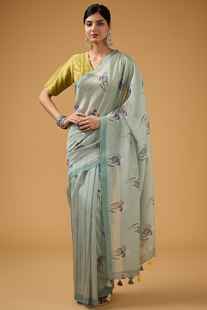 Blue Viscose Floral Printed Saree Set by Aharin India