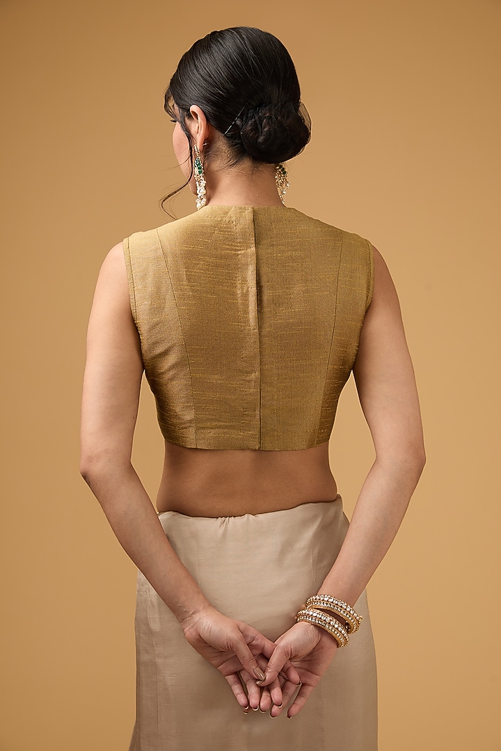 Beigish Peach Silk Floral Motif Embroidered Party Wear Saree Set by Aharin India at Pernia's Pop Up Shop