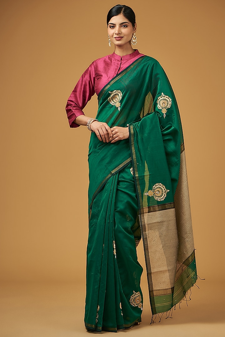 Green Maheshwari Cotton Silk Boota Embroidered Handwoven Saree Set by Aharin India at Pernia's Pop Up Shop