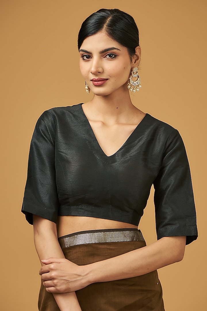 Brown Maheshwari Cotton Silk Boota Embroidered Handwoven Party Wear Saree Set by Aharin India at Pernia's Pop Up Shop