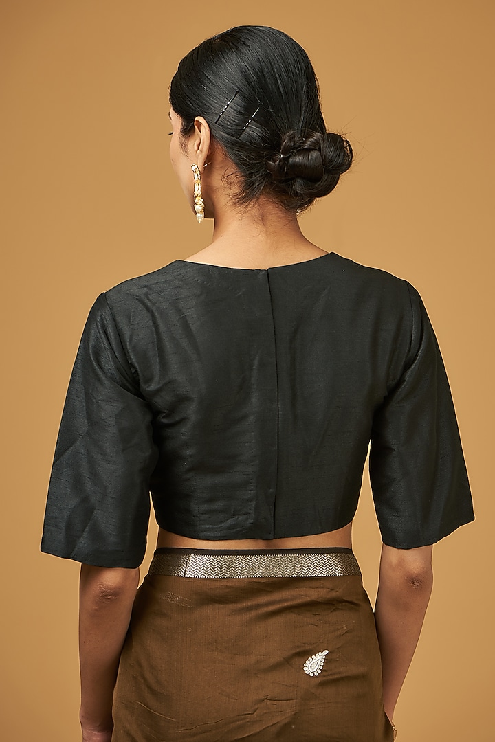 Brown Maheshwari Cotton Silk Boota Embroidered Handwoven Party Wear Saree Set by Aharin India at Pernia's Pop Up Shop
