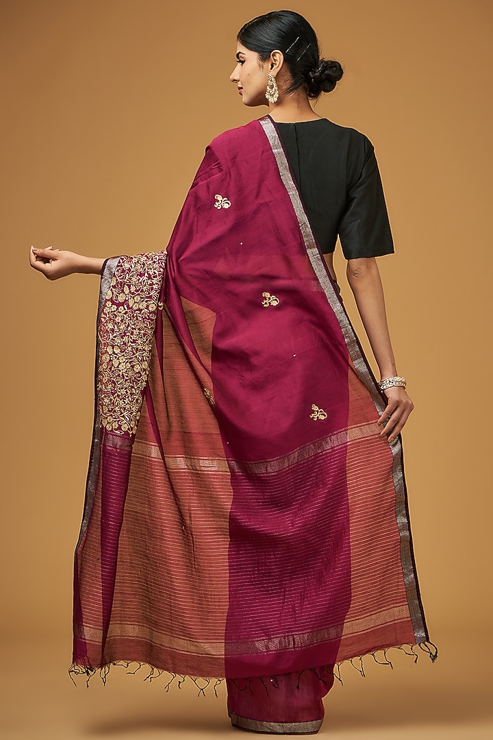 Maroon Maheshwari Cotton Silk Embroidered Handwoven Party Wear Saree Set by Aharin India at Pernia's Pop Up Shop