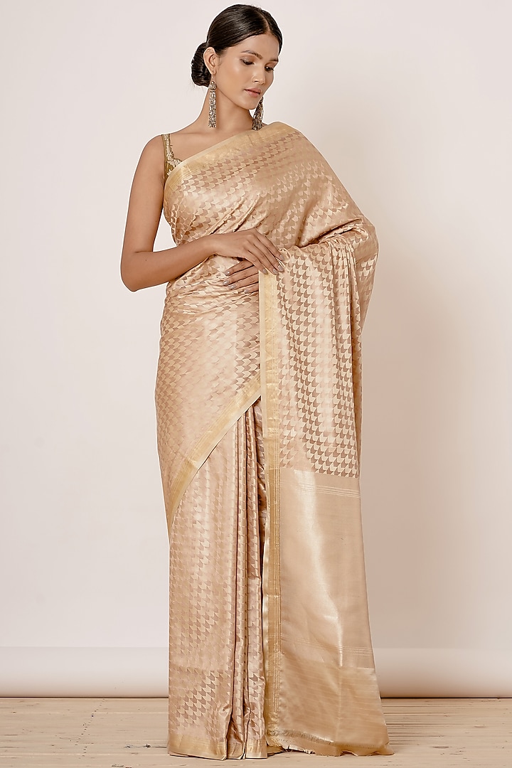 Golden Pure Banarasi Silk Geometric Chevron Motifs Saree Set by Aharin India