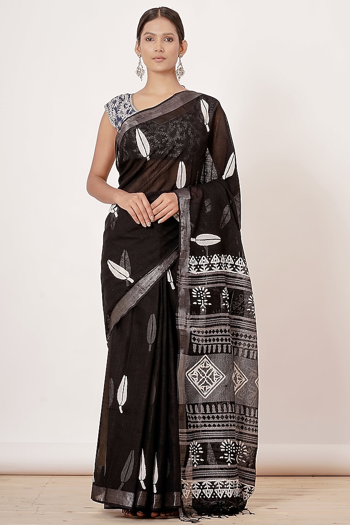 Black Printed & Embroidered Handwoven Saree Set by Aharin India