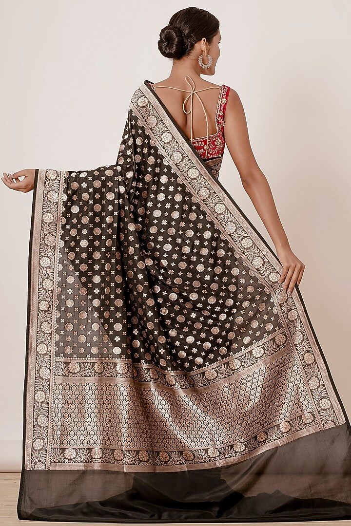 Black Zari Embroidered Handwoven Wedding Saree Set by Aharin India at Pernia's Pop Up Shop