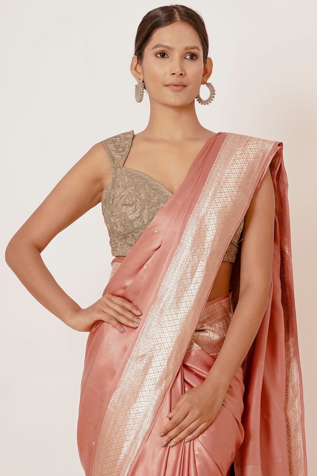 Dusty Peach Banarasi Silk Saree Set Design by Aharin India at Pernia's Pop  Up Shop 2024