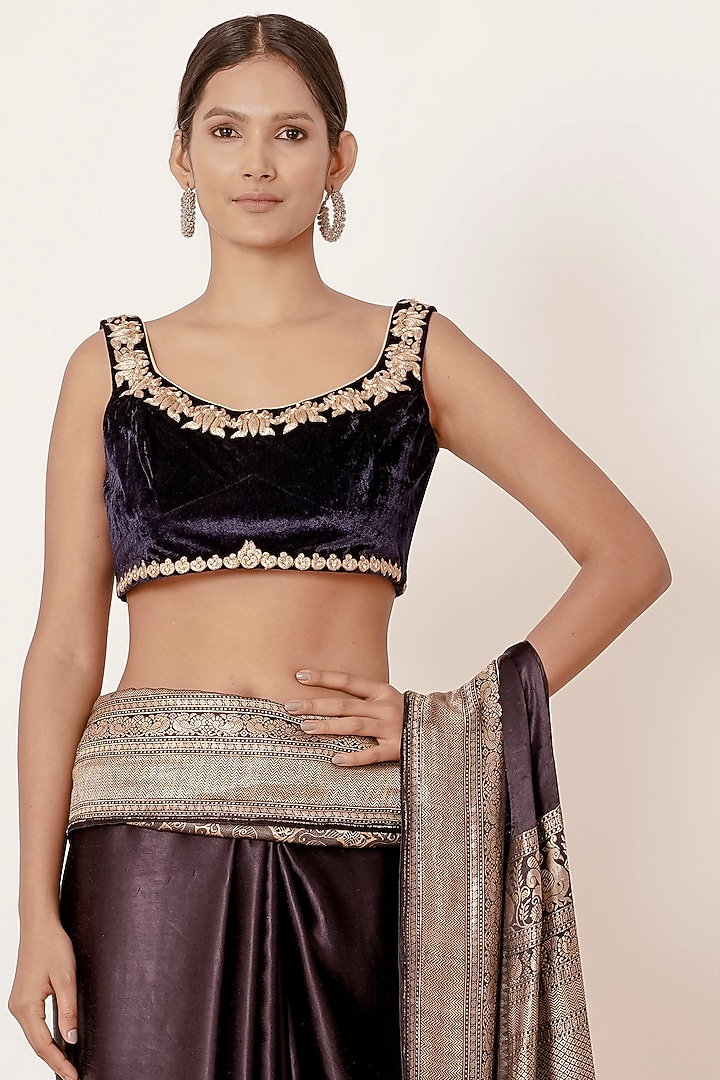 Coffee Brown Banarasi Silk Wedding Saree Set by Aharin India at Pernia's Pop Up Shop