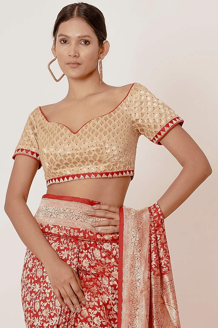 Red Pure Banarasi Silk Zari Embroidered Wedding Saree Set by Aharin India at Pernia's Pop Up Shop