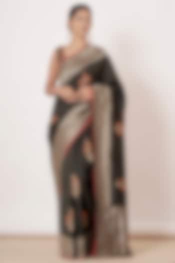 Black Pure Banarasi Silk Wedding Saree Set by Aharin India at Pernia's Pop Up Shop