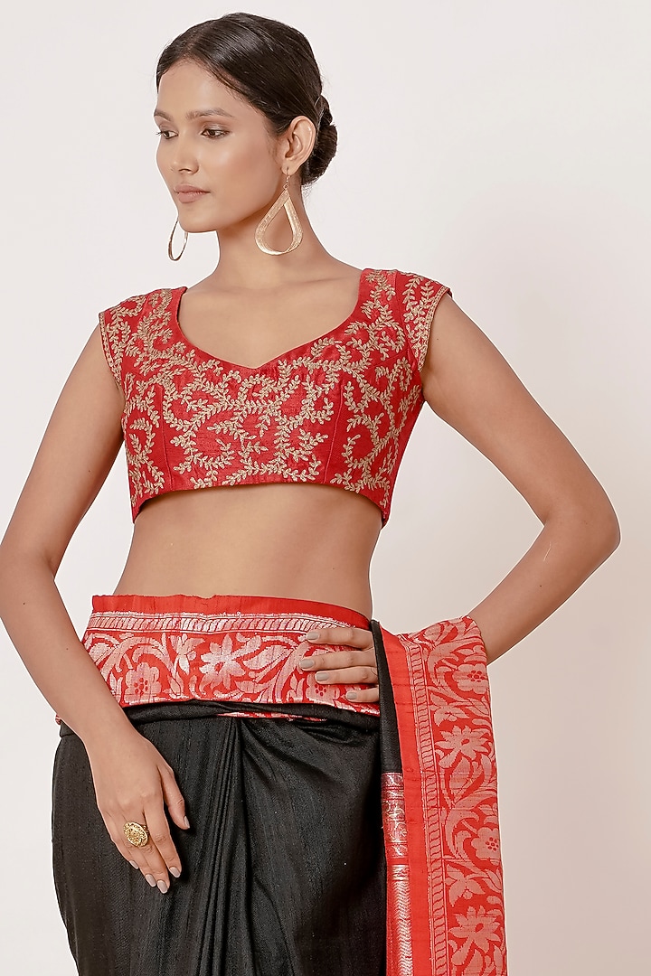 Black Pure Dupion Banarasi Silk Wedding Saree Set by Aharin India at Pernia's Pop Up Shop