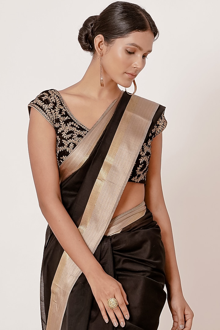 Royal Black Pure Handwoven Chanderi Wedding Saree Set by Aharin India at Pernia's Pop Up Shop