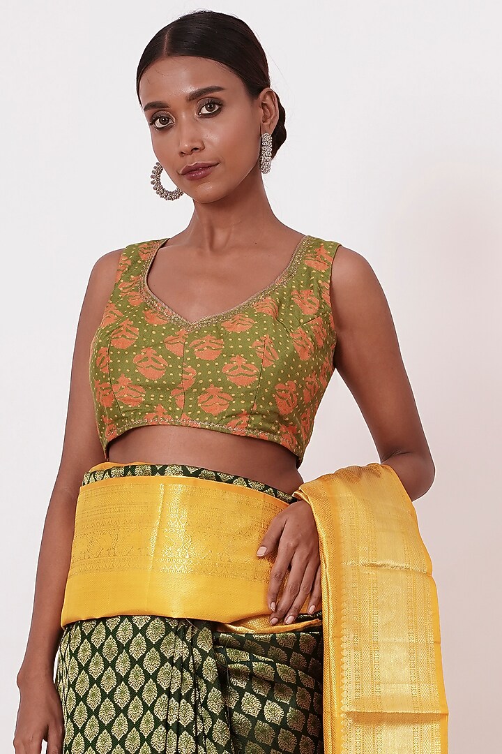 Dark Green Silk Embroidered Handwoven Wedding Saree Set by Aharin India at Pernia's Pop Up Shop