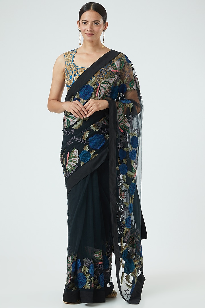 Black Embroidered Saree Set by Aharin India
