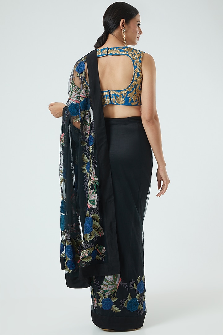 Black Embroidered Wedding Saree Set by Aharin India at Pernia's Pop Up Shop